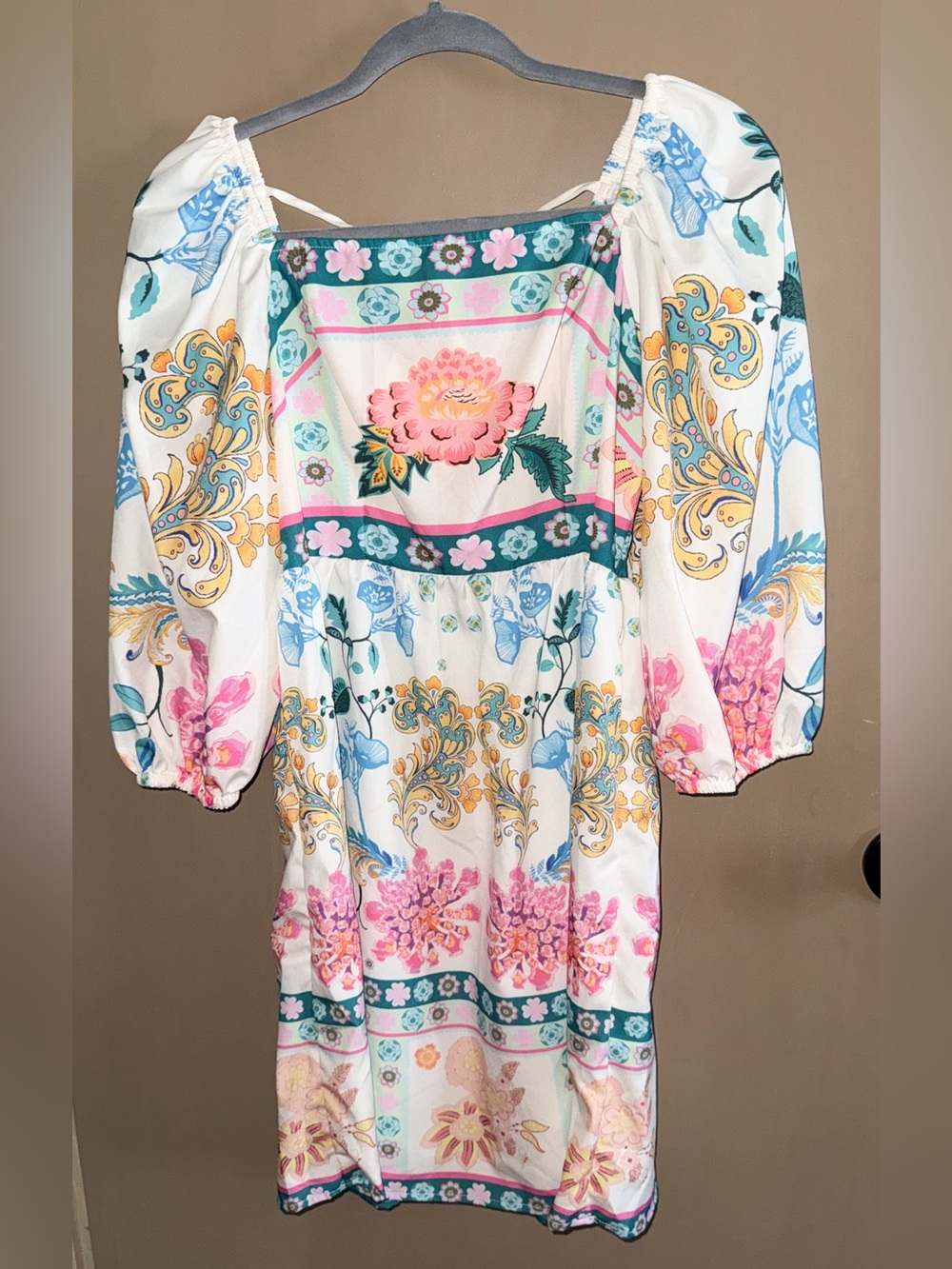 Floral Puff-Sleeve Dress in White & Pastel